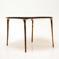 <a href="https://www.galeriegosserez.com/artistes/loellmann-valentin.html">Valentin Loellmann </a> - Brass - Table ronde